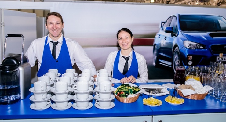 VIP lounge стенда Subaru: гостям были предложены разнообразные закуски, ароматный кофе и свежая выпечка
