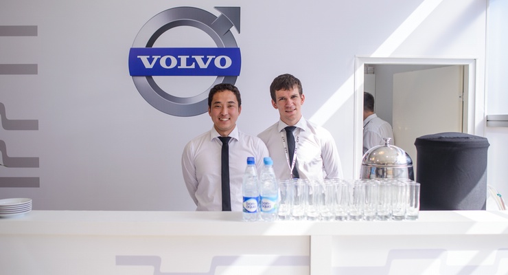 Обслуживание стенда Volvo на выставке СТТ-2014